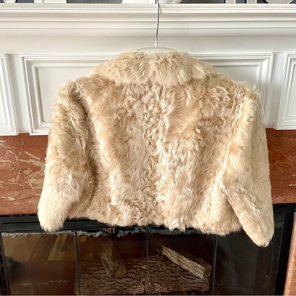 Cropped fur jacket size small - Picture 2 of 5